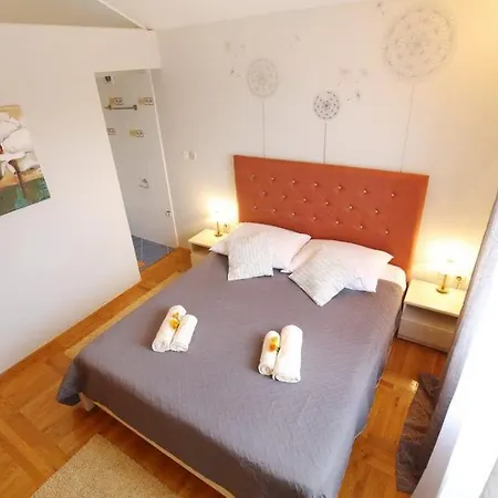 Vikendica House Lavanda *
